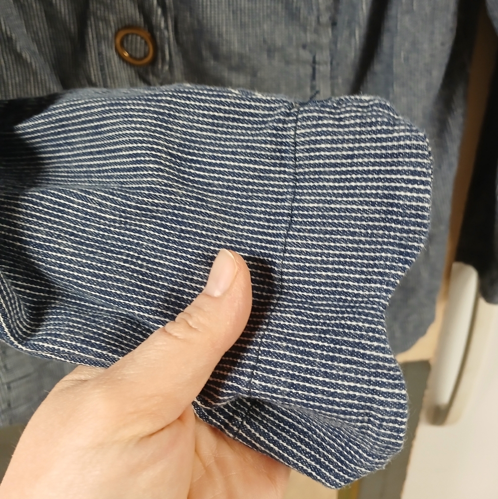 AMX Blue and White Jacket - Picture 5 of 7